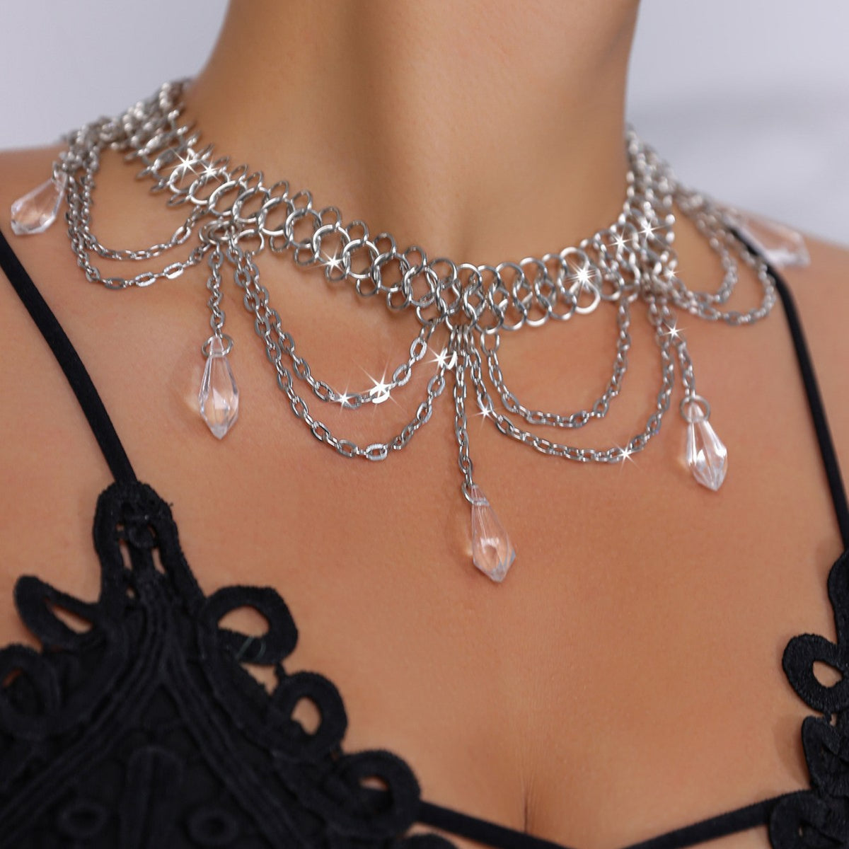 765743846-1