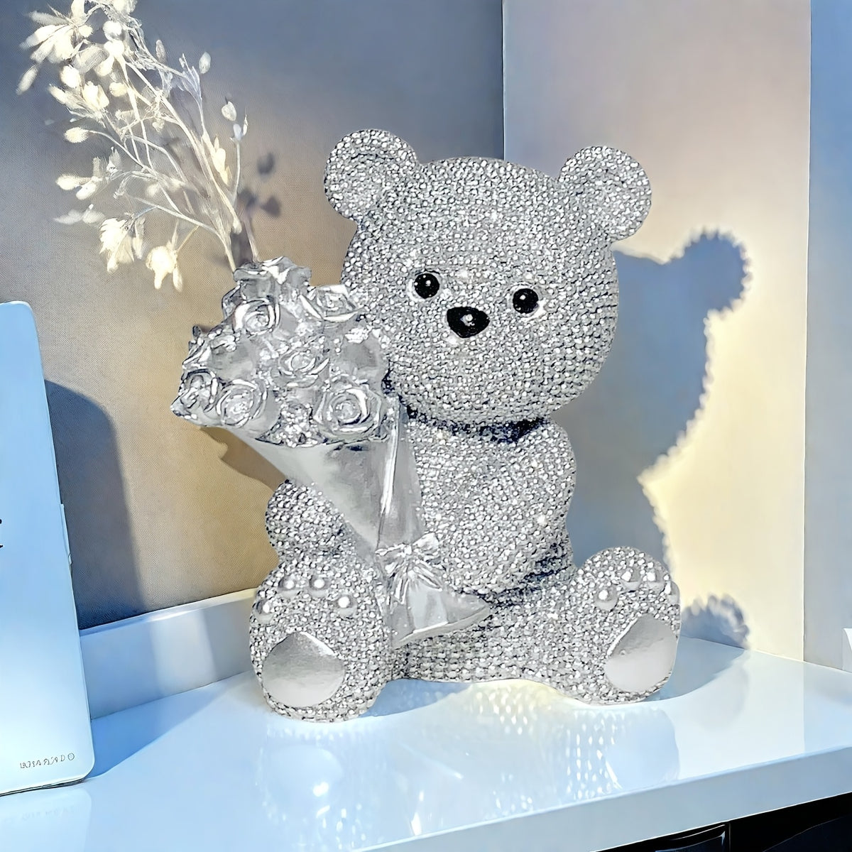 1pc, a Creative Silvery Bear Holding Flowers, an Ideal Gift for Holidays And Valentine'S Day, Mother'S Day Presents, Wedding Season Decorations, Small Figurines, Resin Sculptures, Abstract Art Pieces, Suitable for Decorating Bookshelves