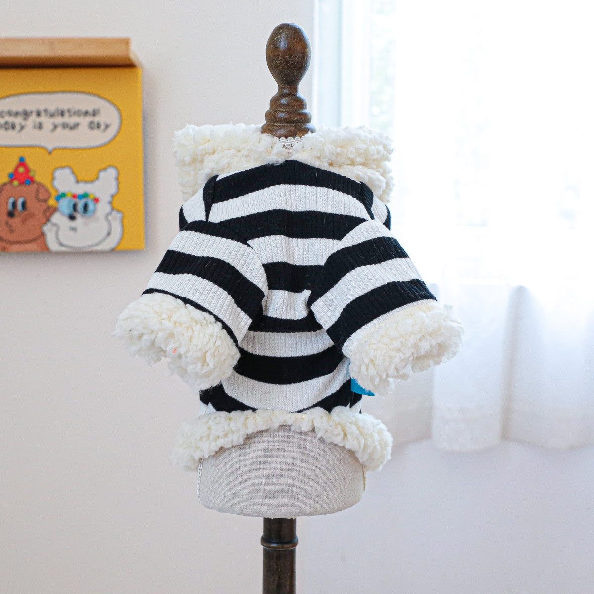 PlushBall Hooded Pet Sweatshirt, Black and White Striped -Lined Dog Clothes, Teddy Chihuahua Cat Autumn/Winter Warm Pullover