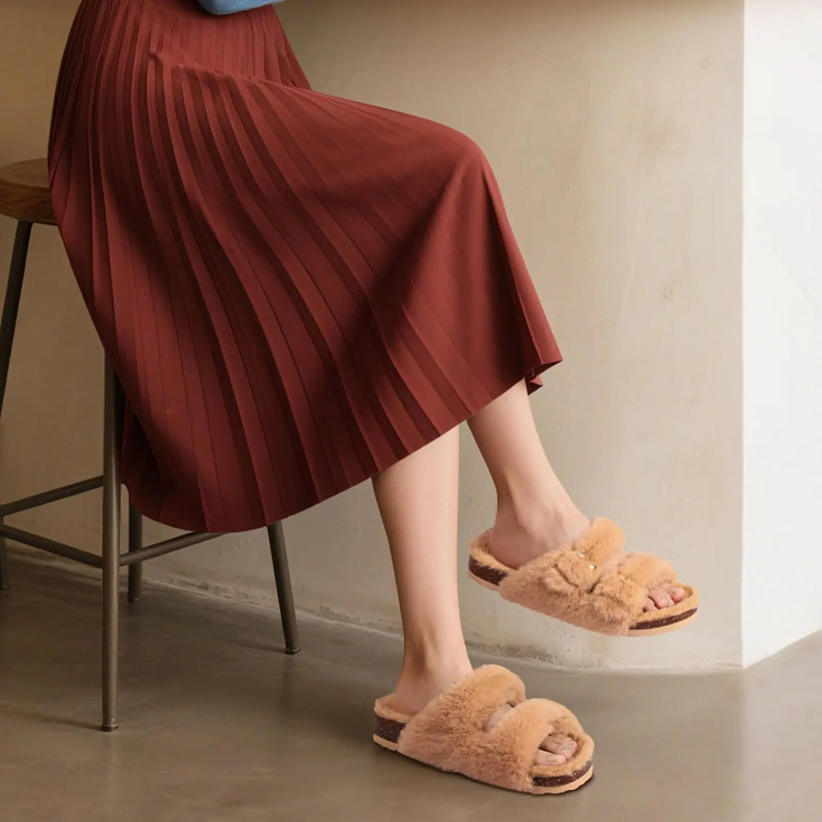Bebealy Women's Winter Fluffy Slippers Winter Cozy Adjustable Buckle Fur Cork Footbed Open Toe House Slippers With Arch Support